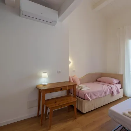 Elegant House In The Centre Appartement Santa Teresa Gallura